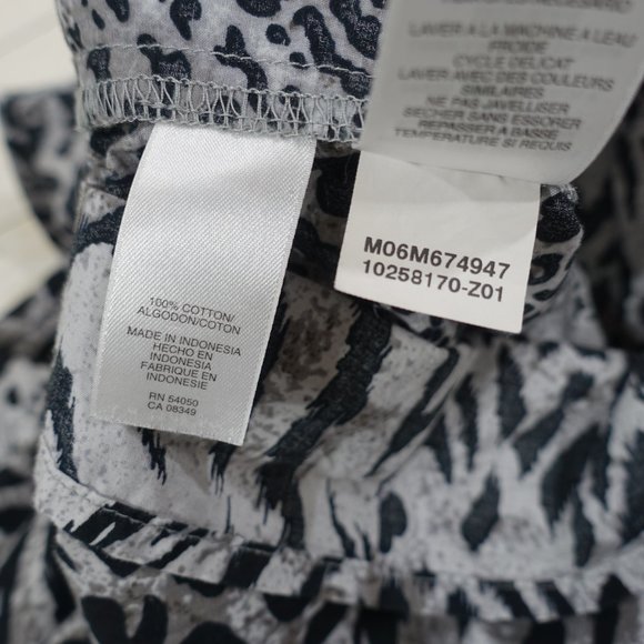 Jones New York Sport Tiger Print Blouse - Picture 9 of 9